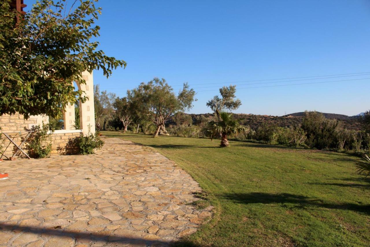 Villa Petra-Mare Triopetra Exterior foto